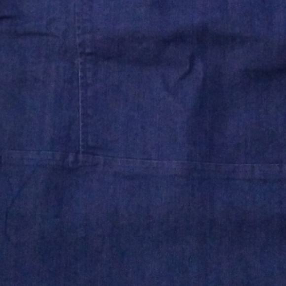 Cute VTG Dark Wash Jean Skirt - Picture 7 of 7